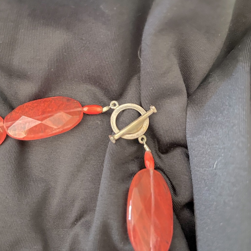 Rose Quartz and Glass Necklace - Picture 4 of 4